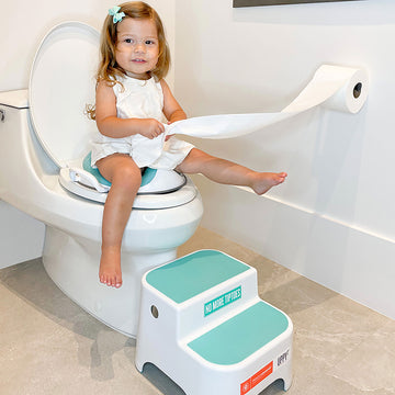 Tinkle Toilet Trainer Squish - Glacier