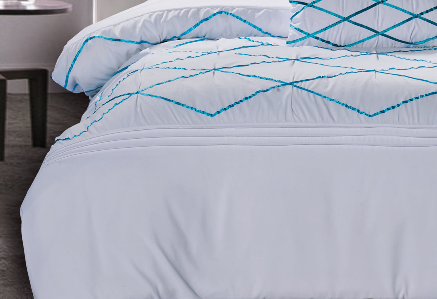 Luxton King Size White and Turquoise Blue Quilt Cover Set (3PCS)