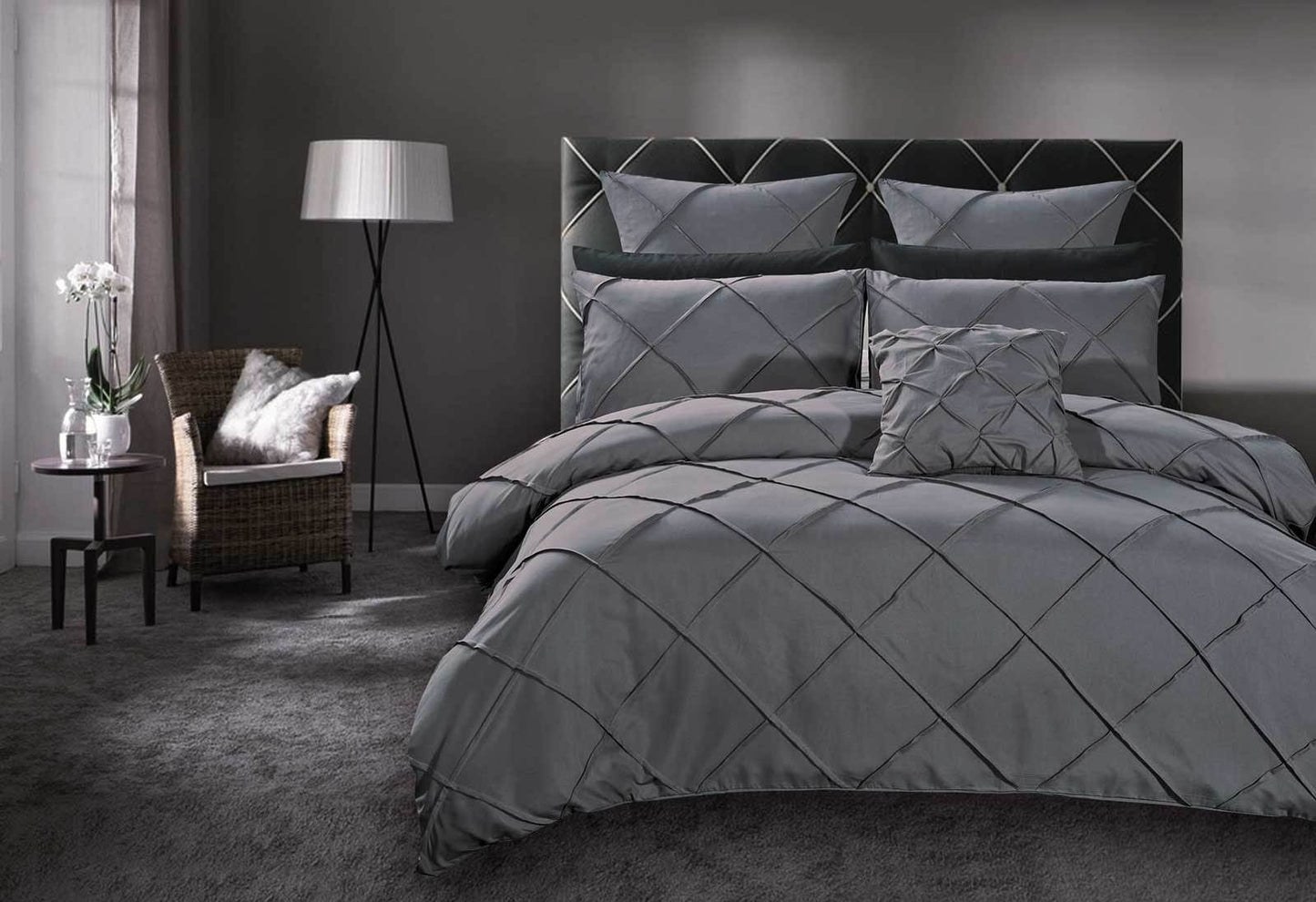 Luxton Queen Size Grey Diamond Pintuck Quilt Cover Set(3PCS)