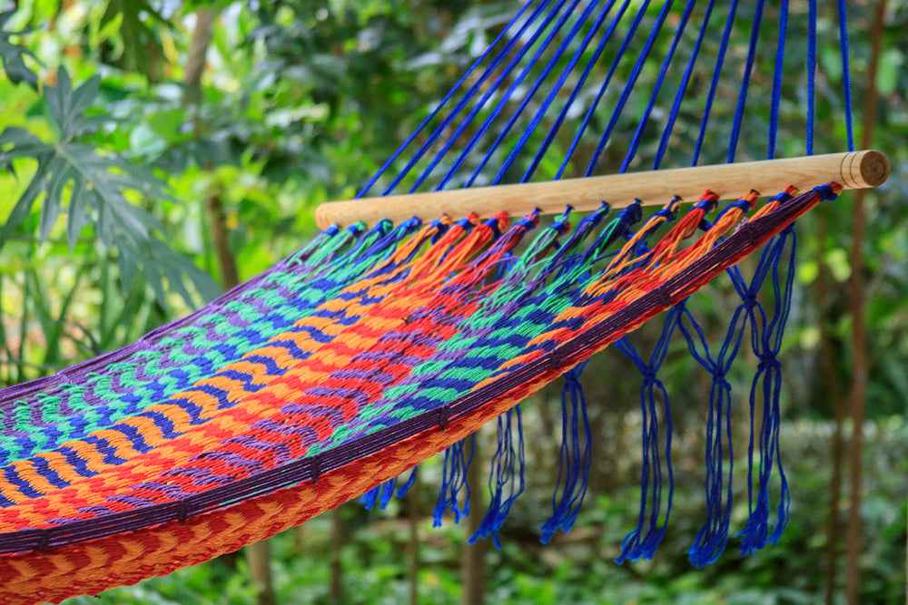 Mayan Legacy Queen Size Outdoor Cotton Mexican Resort Hammock No Fringe in Mexicana Colour